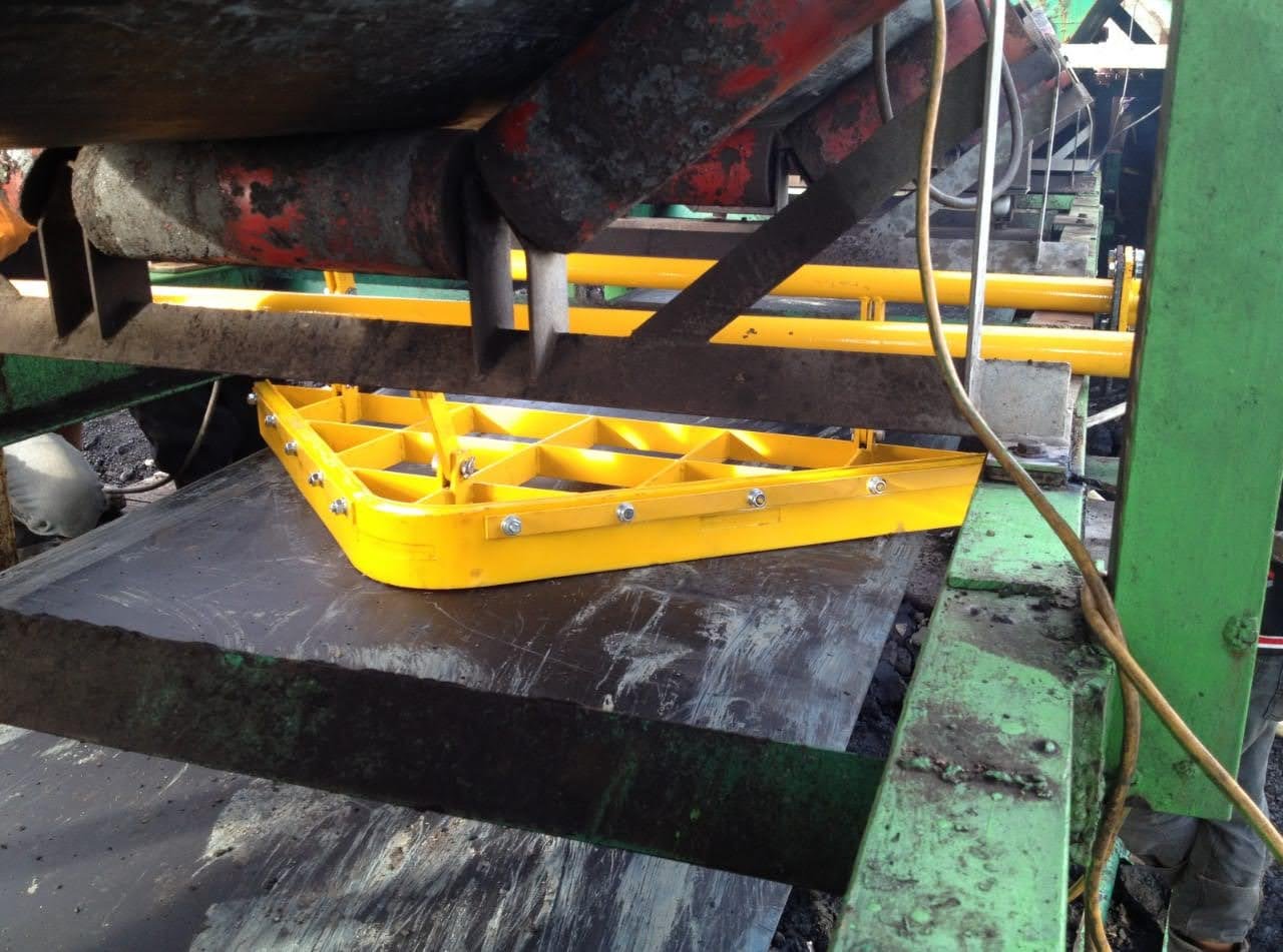 PERLENGKAPAN BELT CONVEYOR